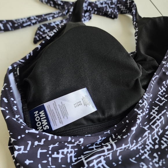 NWT NOON SWIM Women's Ruched Halter 1 Piece Swimming Suit Black White Sz 18 - Picture 10 of 16